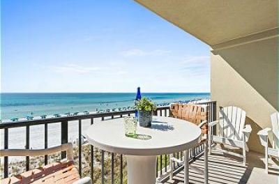 Emerald Towers West 3002 - Golden Days