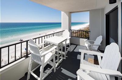 Surf Dweller 712 - Wave Whisperer