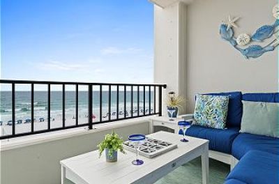 Surf Dweller 508 - Beachfront Boho